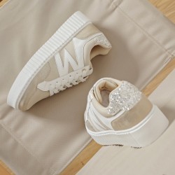 BASKET BEIGE ET BLANCHE