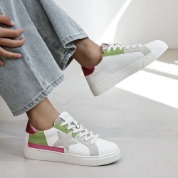 baskets blanches fushia et...