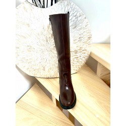 bottes marrons à petits talons